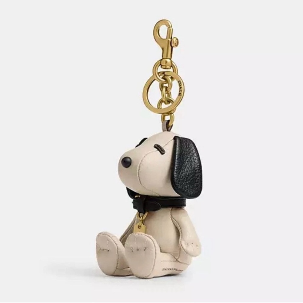 Coach snoopy bag charm